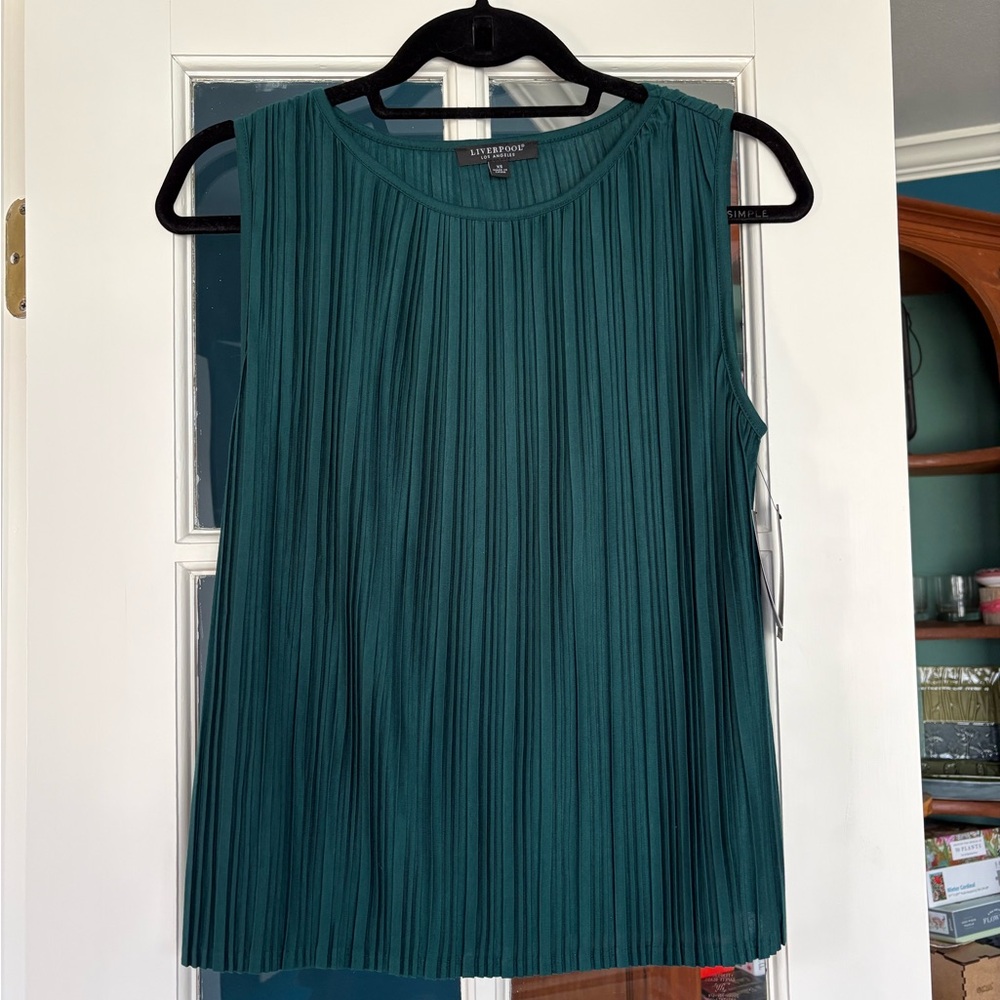 Liverpool Pleated Sleeveless Top in Jade Green